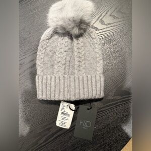 BNWT - HiSO Gray Knit Beanie with Pom Pom